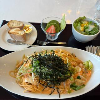 明太子エビレタスパスタ