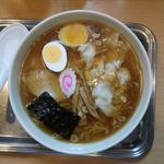 ワンタン麺(大宮大勝軒 )