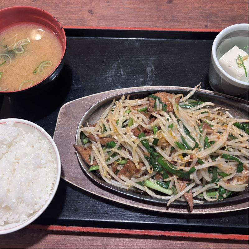 レバニラ炒め定食(街かど屋 潮見が丘)