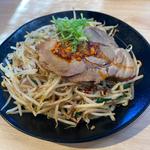 汁無し台湾らーめん(3辛)(金まる餃子)