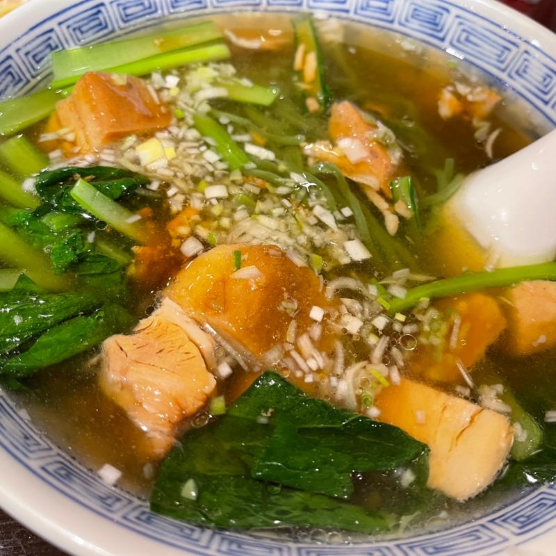 角煮と青菜のせ麺(龍口酒家 本店)