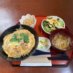 親子丼定食(日本一こだわり卵)
