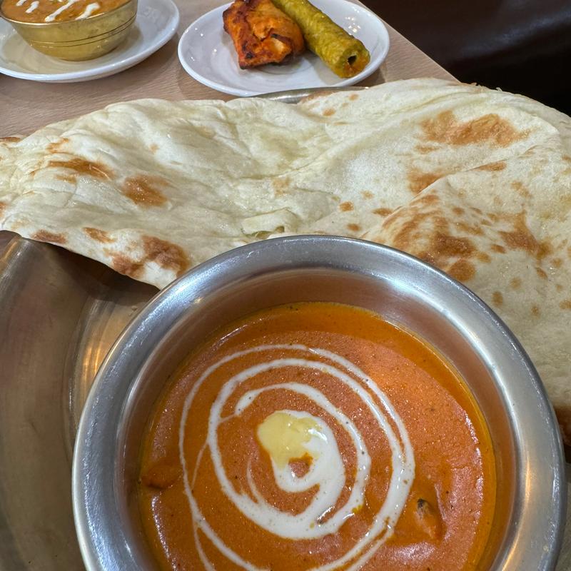 Cセットにチキンテッカとシシカバブ(タージマハル エベレスト シマカレー 茨木店)