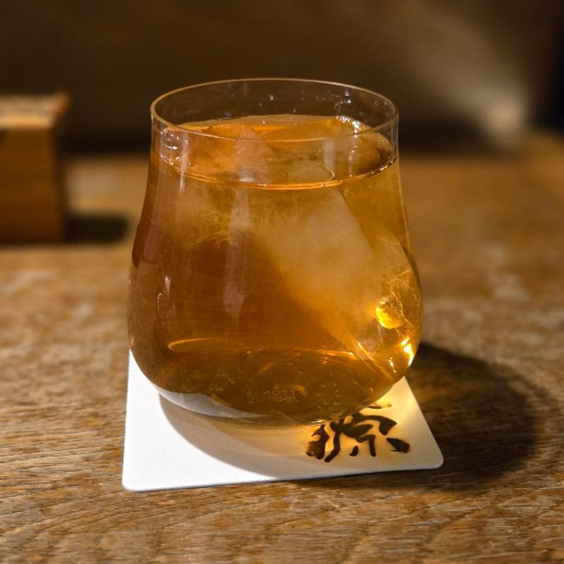 冷たい茎ほうじ茶(炭焼巧房 源)