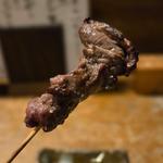 馬肉の炙り(炭焼巧房 源)