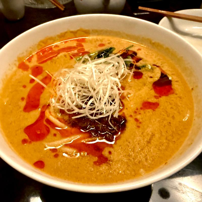 担々麺(Leo 創作中華Bar 銀座)