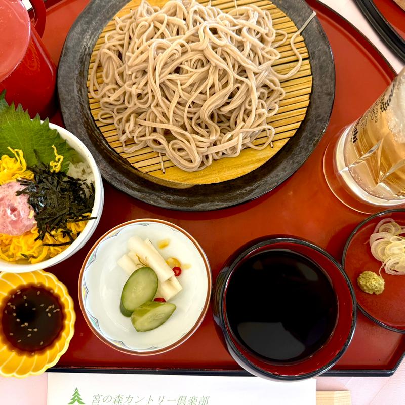 ざる蕎麦ネギトロ丼セット(宮の森カントリー倶楽部 レストラン )