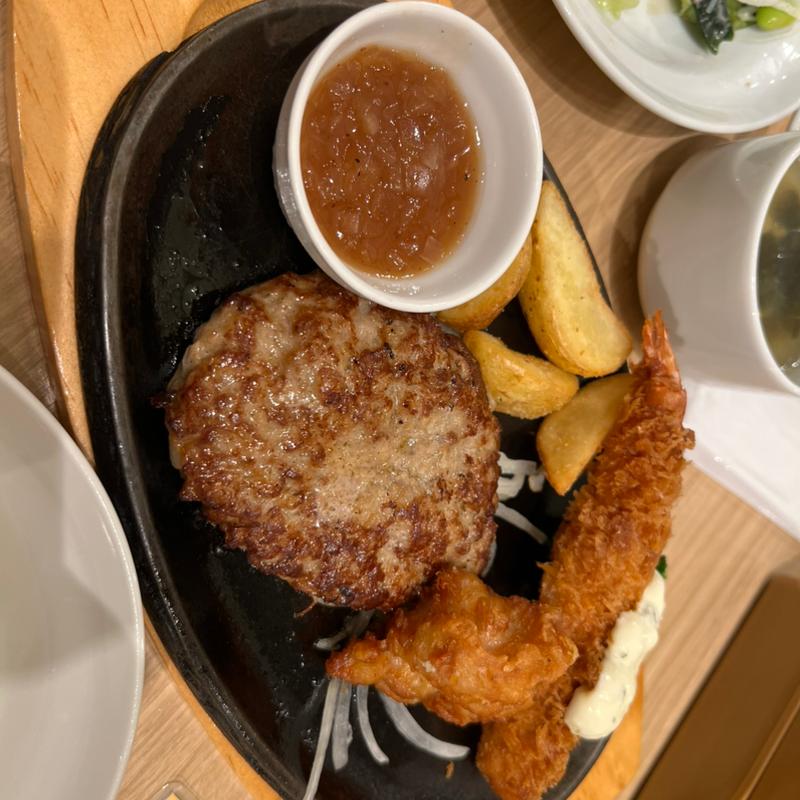 ジュニア手ごねハンバーグ(ヴィクトリアステーション 旭川四条通店)