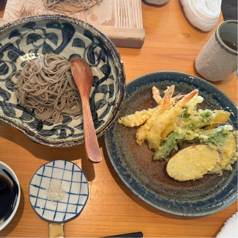 辛味だいこんおろし+小海老天5尾野菜天5種(蕎麦切り 大城)