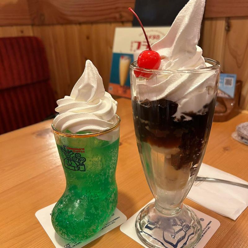 クリームソーダ(コメダ珈琲店 池袋西口店)