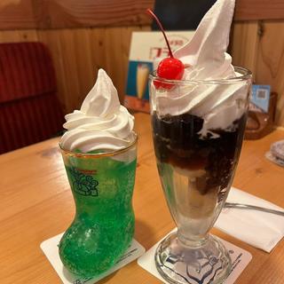 クリームソーダ