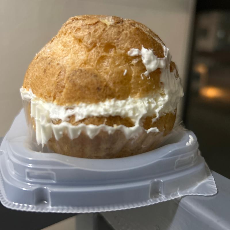 ホイップだけシュークリーム(セブンイレブン 札幌北１条西５丁目店)