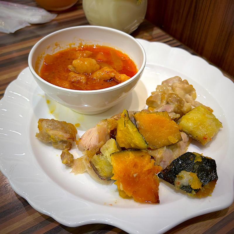 牛モツと冬野菜のトマト煮込み、ガロニ(スパリゾートハワイアンズ )