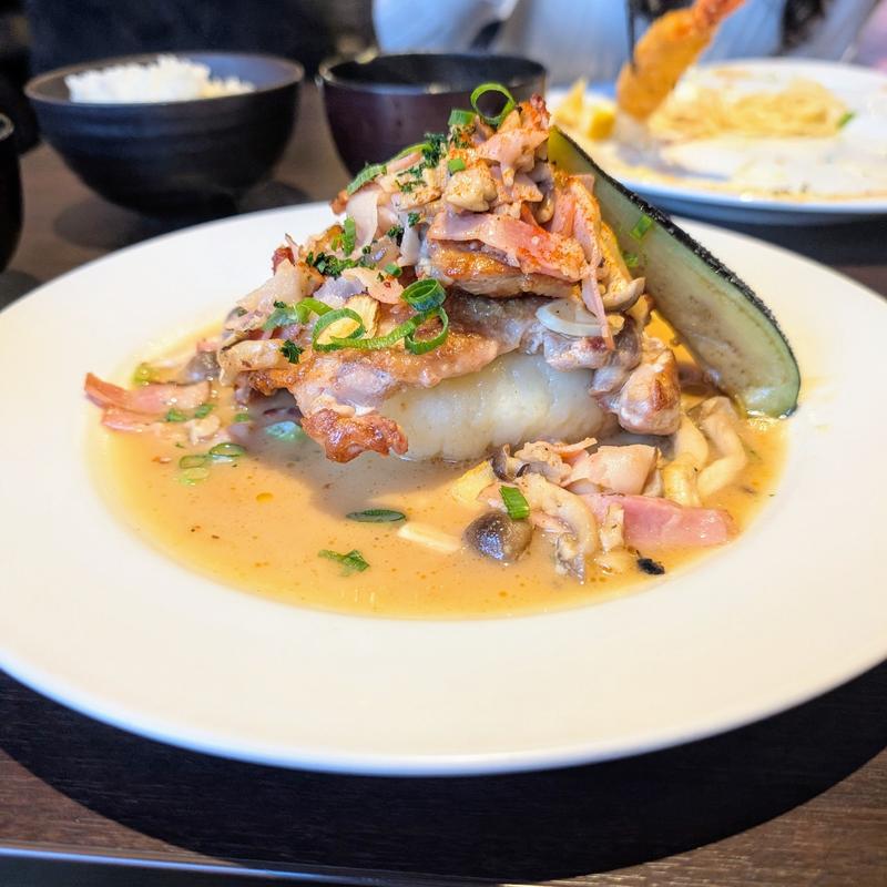 ガーリックチキンステーキ(洋食 ツバキ亭)