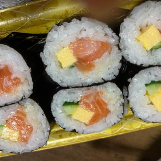 サーモン巻き(おとと)