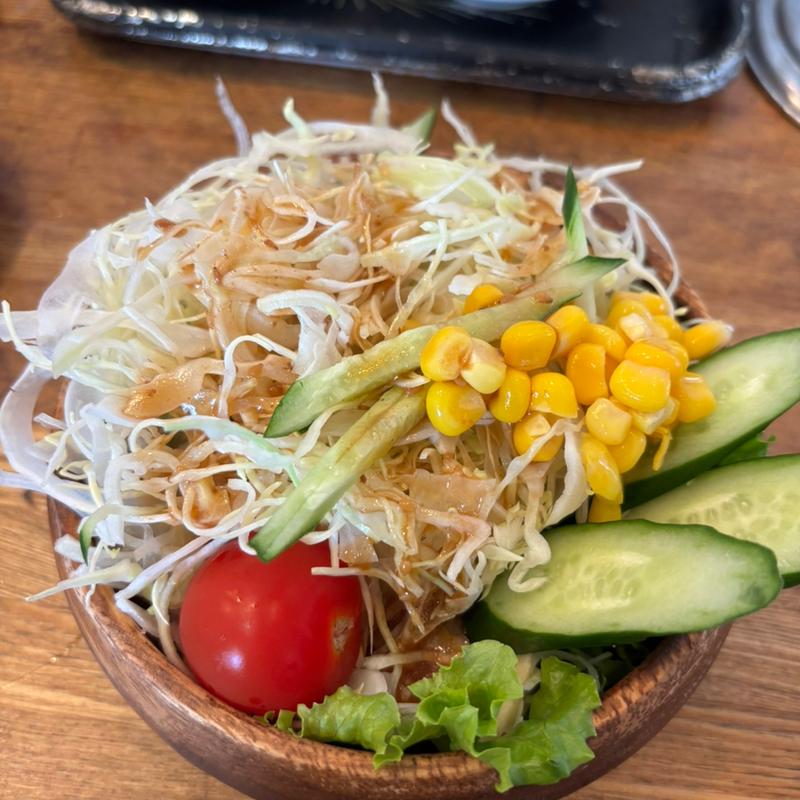 サラダ(ホワイト餃子 前橋店 )