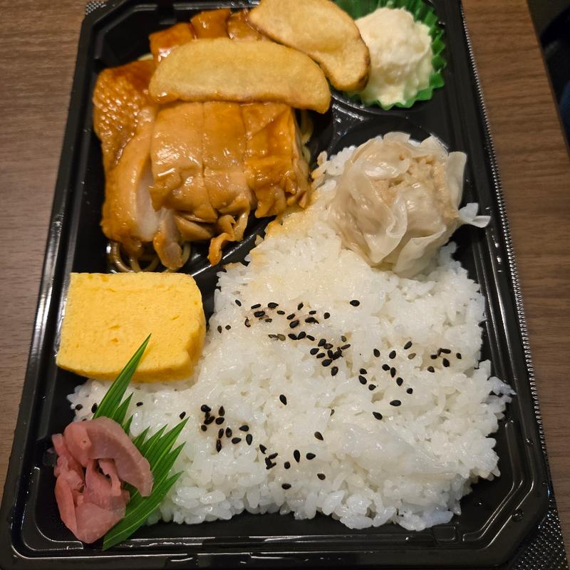 チキン照り焼きと焼売弁当(ドミー 豊田山之手店)