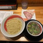 昆布水の醤油つけ麺(麺や 凛)
