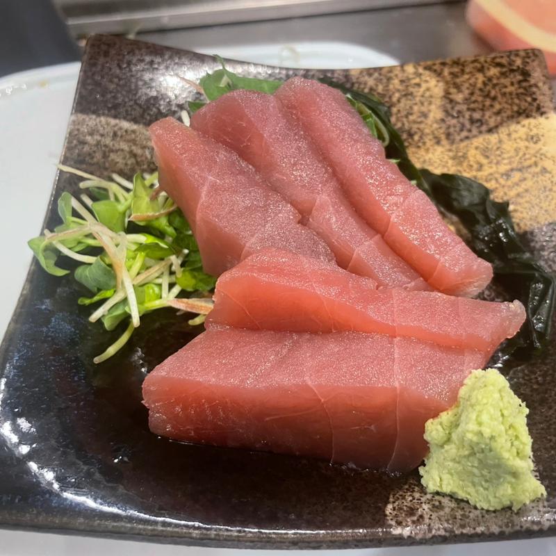 マグロ刺身(倉蔵商店 （クラゾウショウテン）)