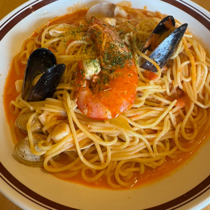 魚介のトマトクリームスパゲッティ(リベル （洋食堂リベル）)