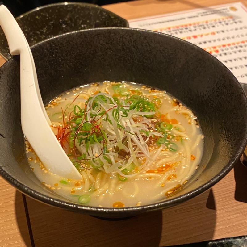 担々麺(餃子のかっちゃん中洲店)