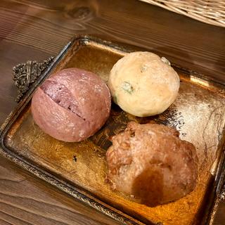 本日のおつまみパン3種