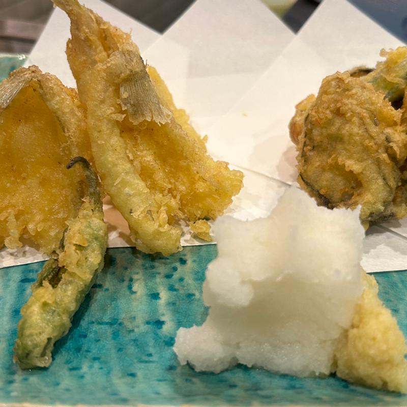 牡蠣とキスの天ぷら(季節料理 よし)
