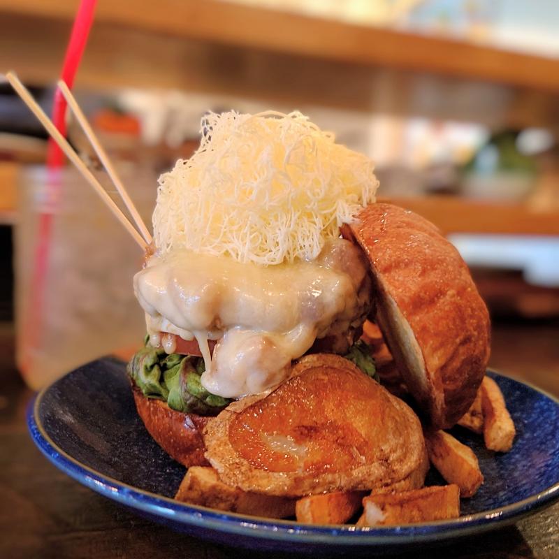 燻製塩バターのカスタムバーガー(ガクヤバーガー （GAKUYA BURGER）)