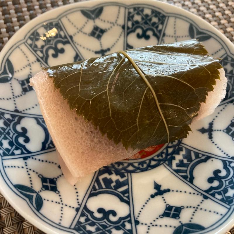 桜もち(伊勢屋)