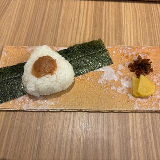 伊賀米のおむすび 松本農園の梅干し(伊勢角屋麦酒 丸ビル店)