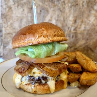 ベーコンチーズバーガー