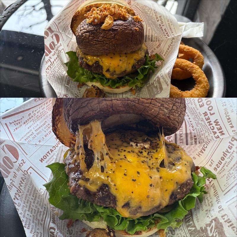 ブラウンマッシュルームチーズバーガー・コンボ (120 g)(BURGERS NEW YORK)