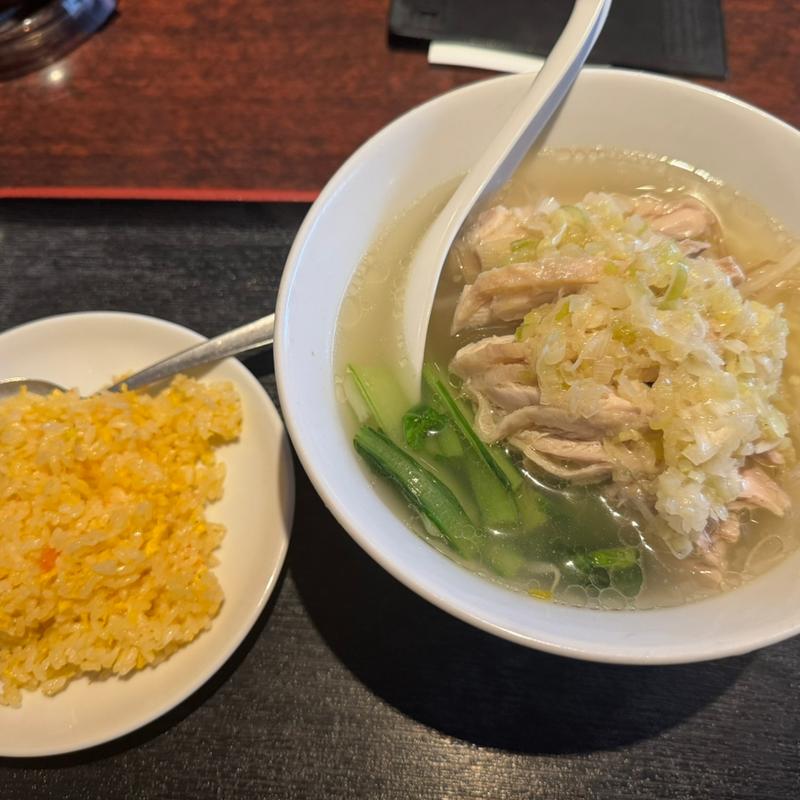 蒸し鶏のネギタレセット(南国亭 新宿店)