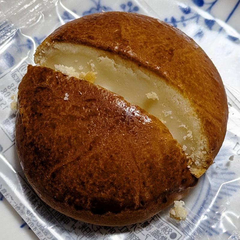 窯焼きチーズ饅頭(シャトレーゼ イトーヨーカドー武蔵小杉駅前店)