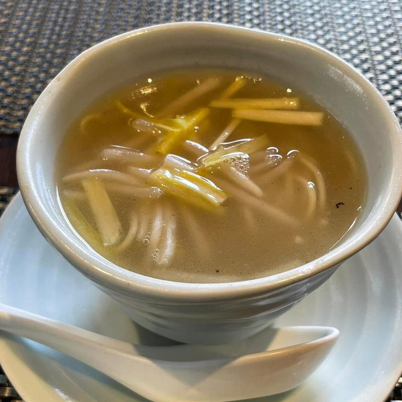 黄ニラそば(chinois蓮歩)