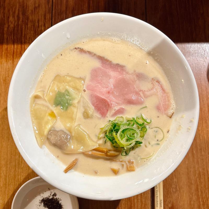 焦がしココナッツ白味噌ラーメン(限定)(麺楽 軽波氏)