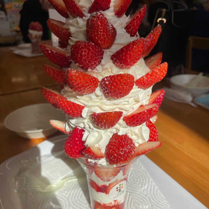 パフェ(小麦処 福みみ 道の駅くしがきの里店)