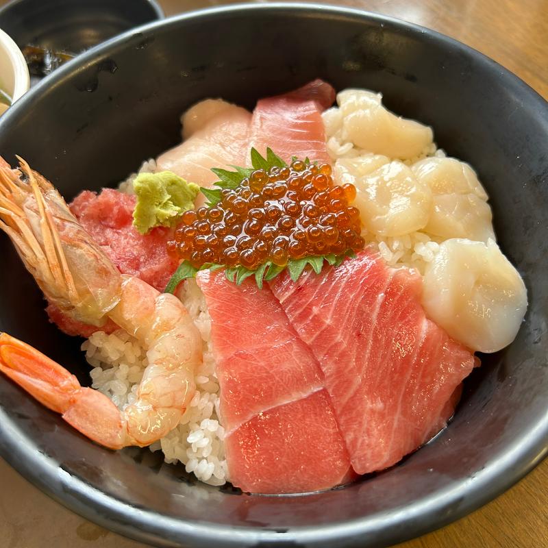 特上海鮮丼(大遠会館 まぐろレストラン )