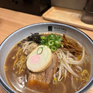 醤油ラーメン(札幌麺屋一馬 すすきの本店)