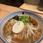 醤油ラーメン(札幌麺屋一馬 すすきの本店)