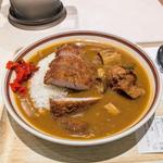 カツカレー(モンスナック )