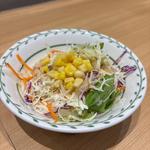 サラダ(カレーショップ C＆C 新線新宿店 （カレーショップ シー・アンド・シー）)