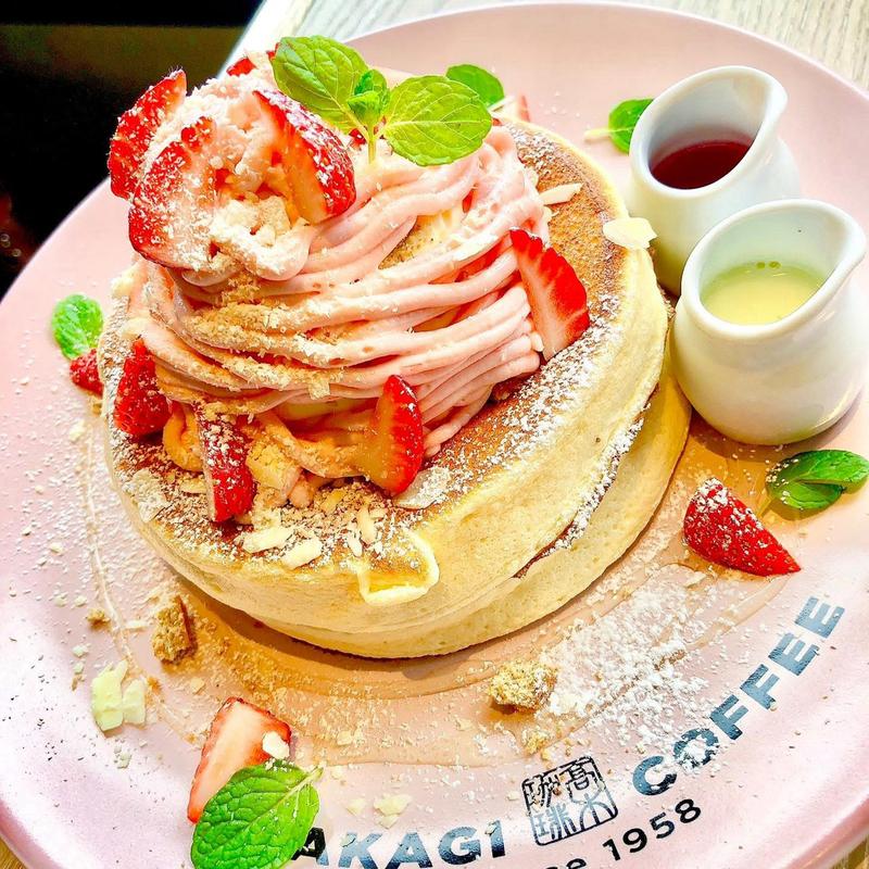 ストロベリークリームチーズパンケーキ(高木珈琲 M'av行徳店)
