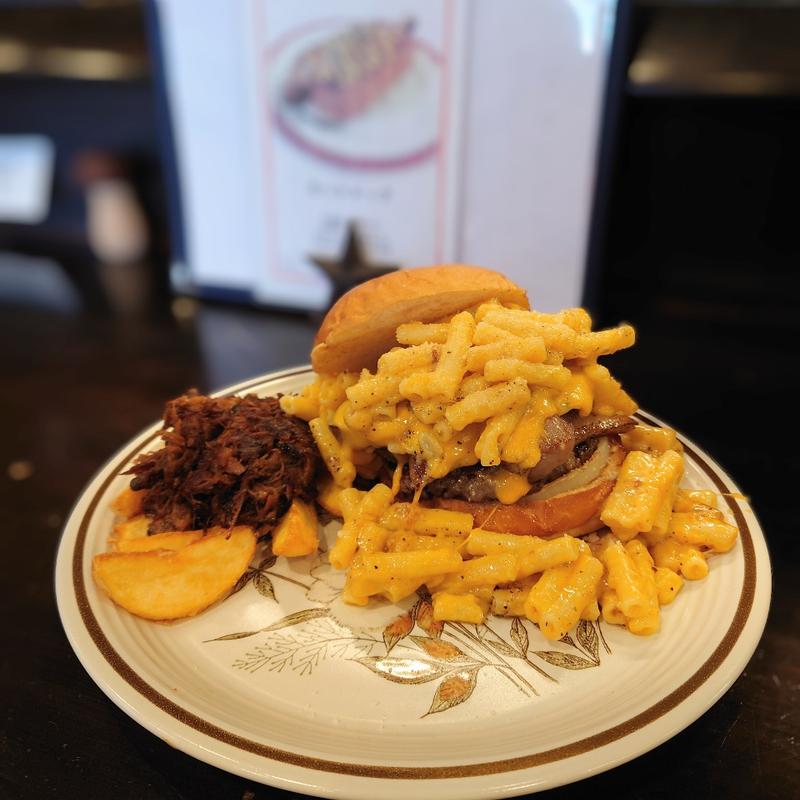 鬼ベーコンマッケンチーズバーガー(バーガークレイジー （BURGER CRAZY）)