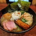 白醤油全部のせラーメン(七志 港南台バーズ店)