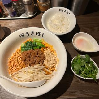 汁なし担々麺＋温玉＋パクチー＋ライス