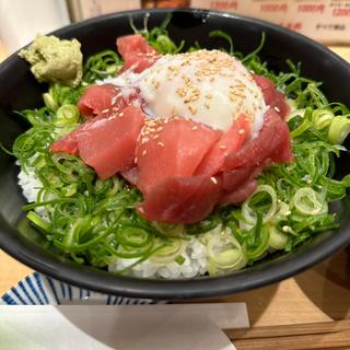 マグロ丼(福すし ホワイティーうめだ店)