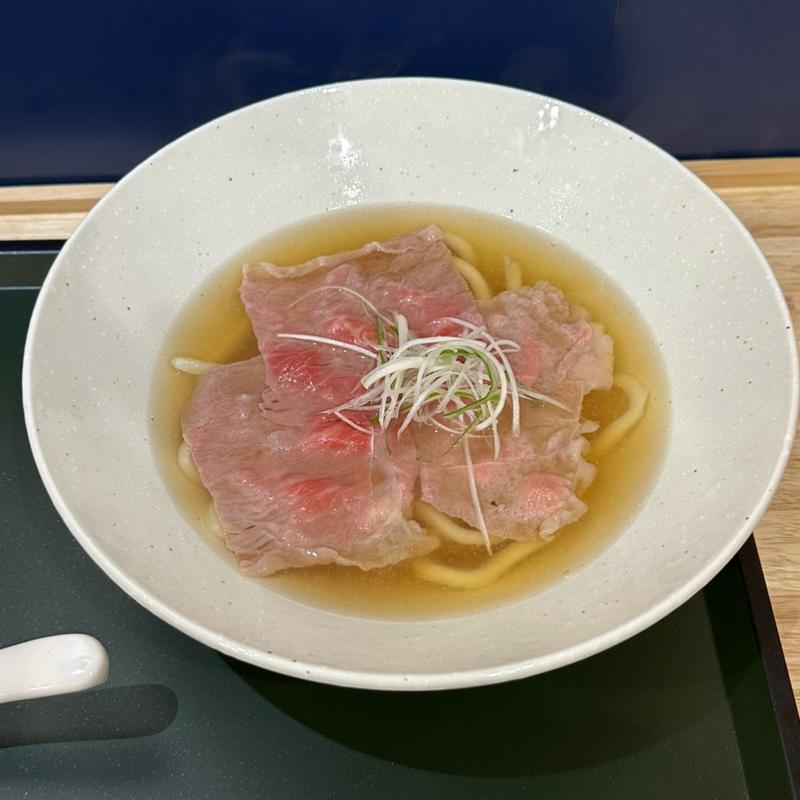 オリーブ牛しゃぶ肉おうどん(讃岐うどん ぴっころ)