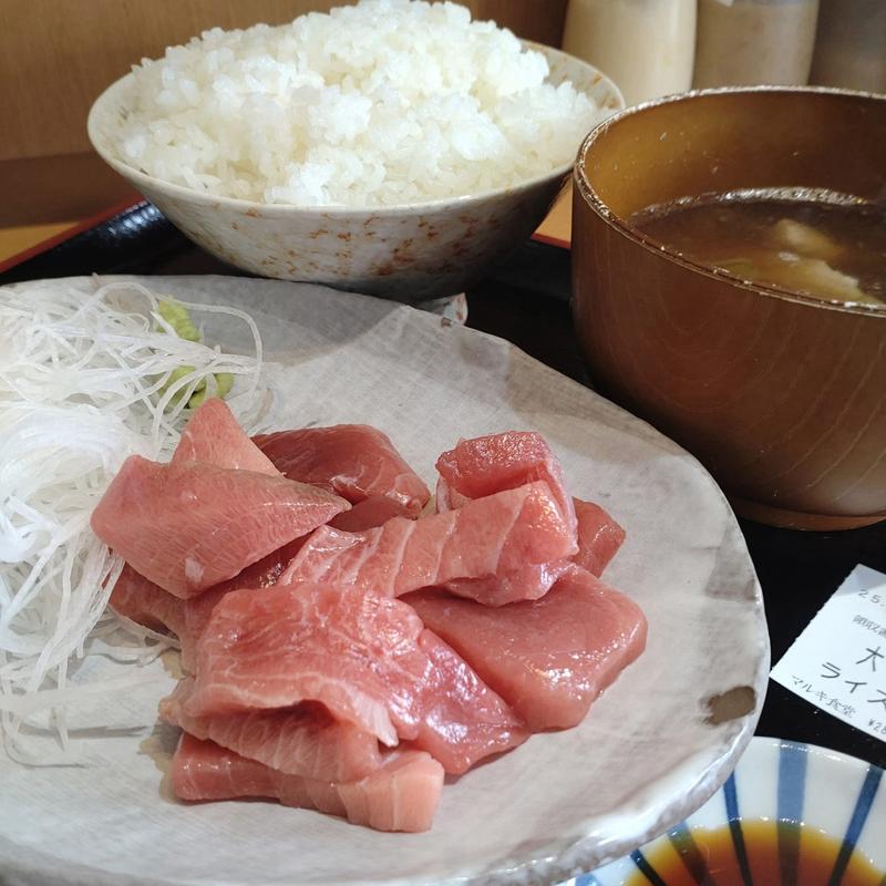 単品マグロブツ 大ライス ねぎま汁(マルキ食堂)