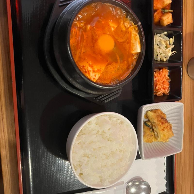 スンドゥブチゲ定食(扶餘(プヨ) 電力ビル店)